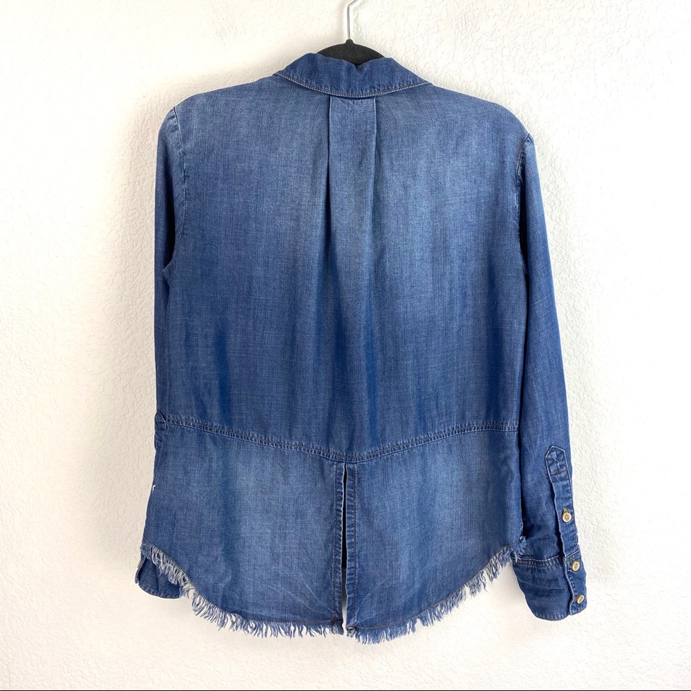 Cloth & Stone Chambray Denim Fringe Hem Shirt XS - Picture 2 of 7